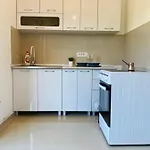 شقة Mia Airport بودغوريتْسا