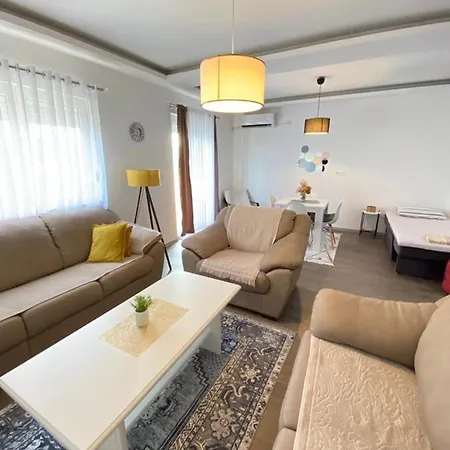 Appartamento Mia Airport Podgorica