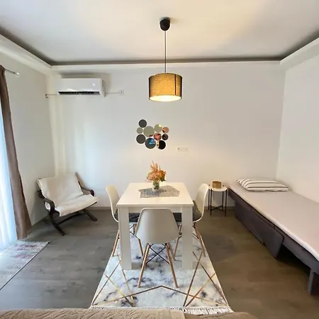 Mia Airport Διαμέρισμα