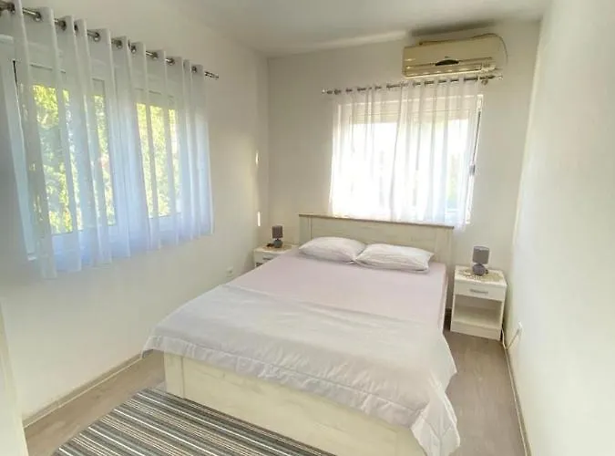 Appartement Mia Airport *