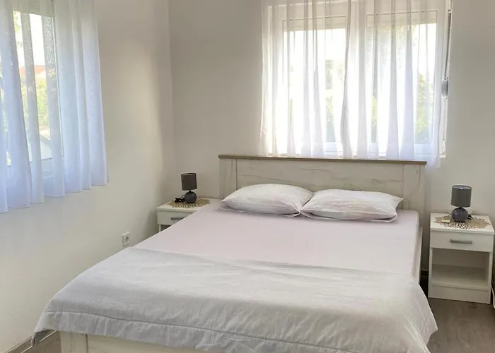 Mia Airport Appartement *