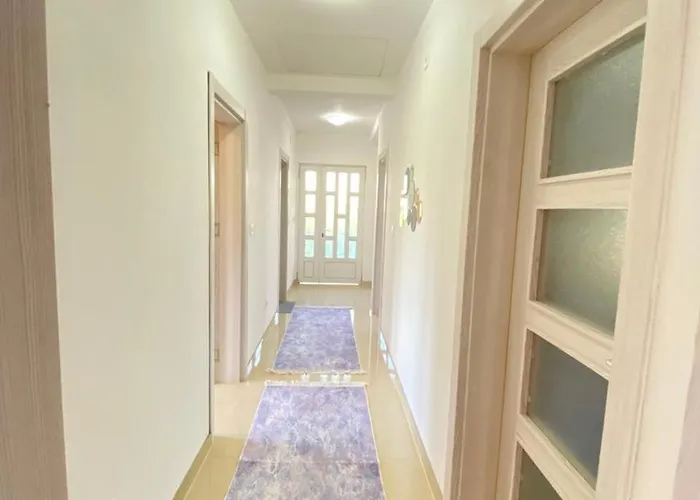 Mia Airport Appartement